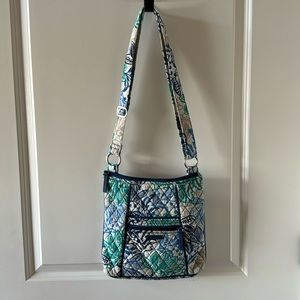 Vera Bradley crossbody bag